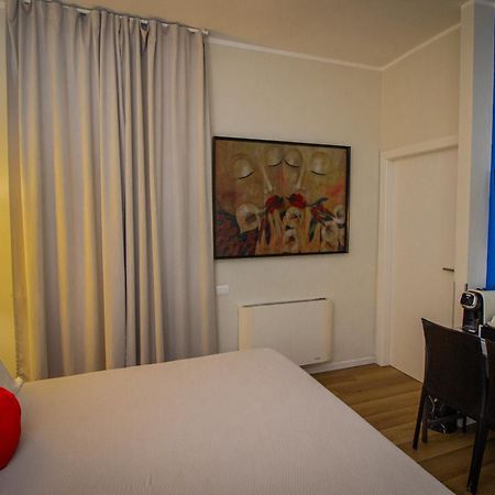 Album Boutique Rooms Sassari Extérieur photo