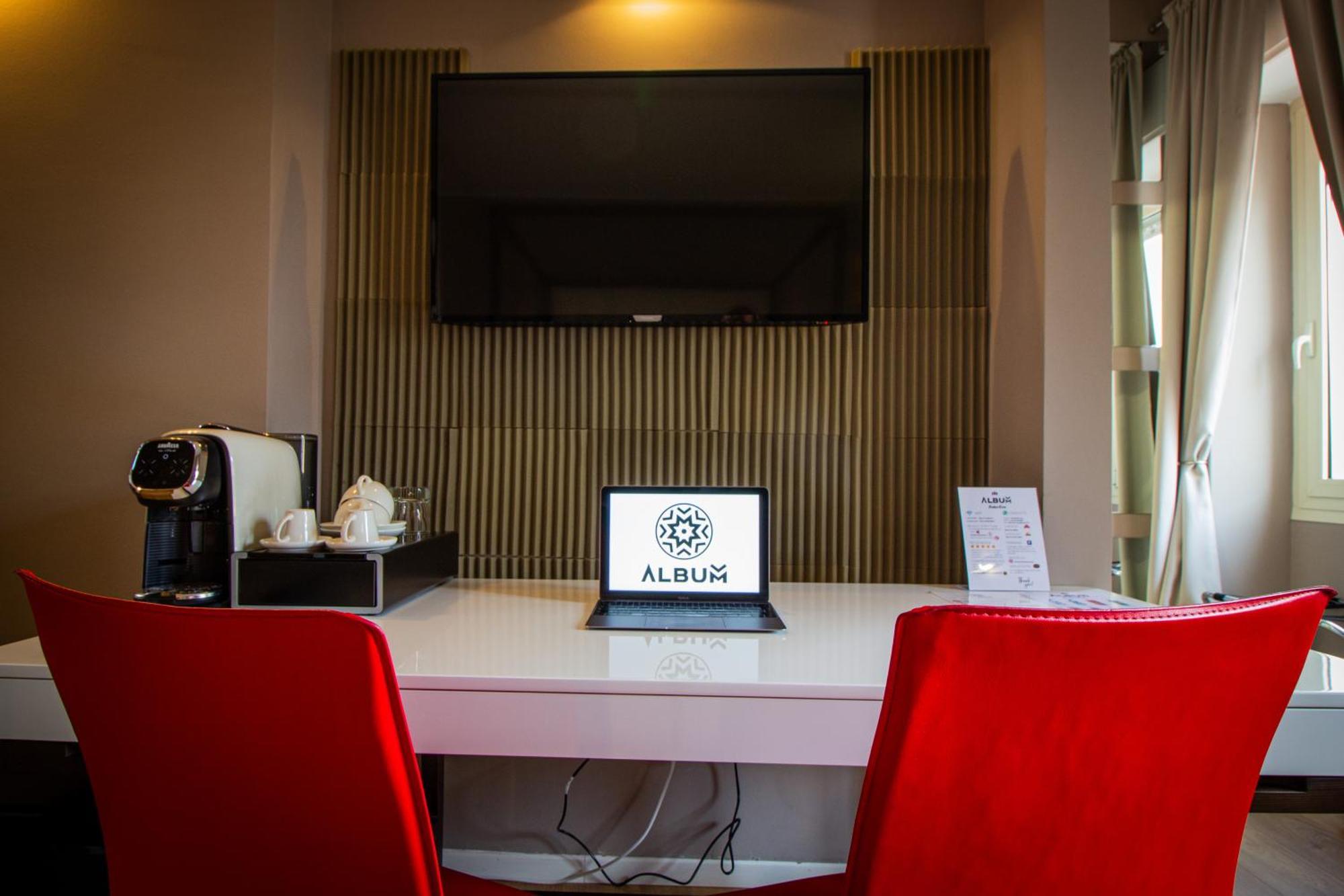 Album Boutique Rooms Sassari Extérieur photo