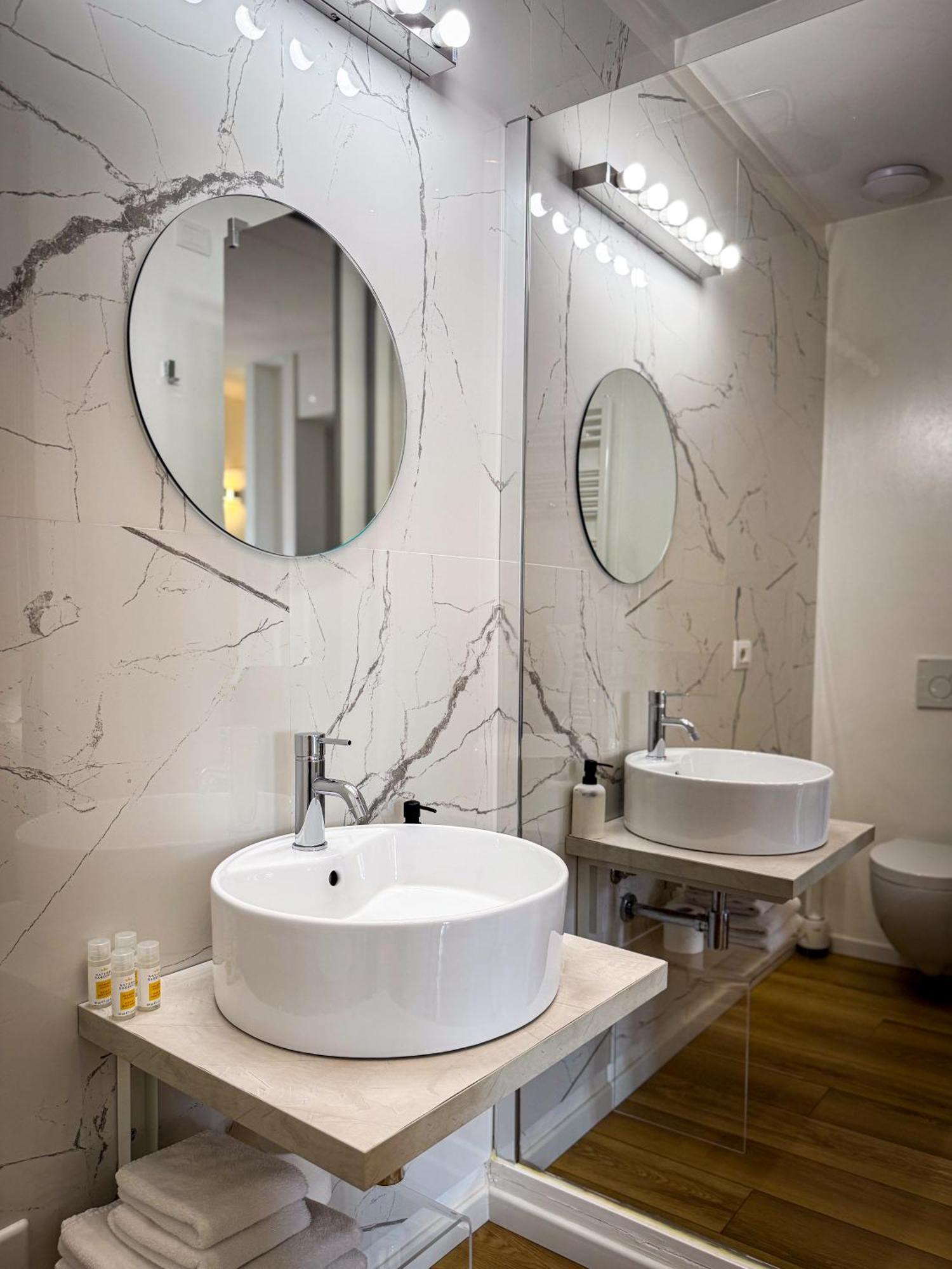 Album Boutique Rooms Sassari Extérieur photo