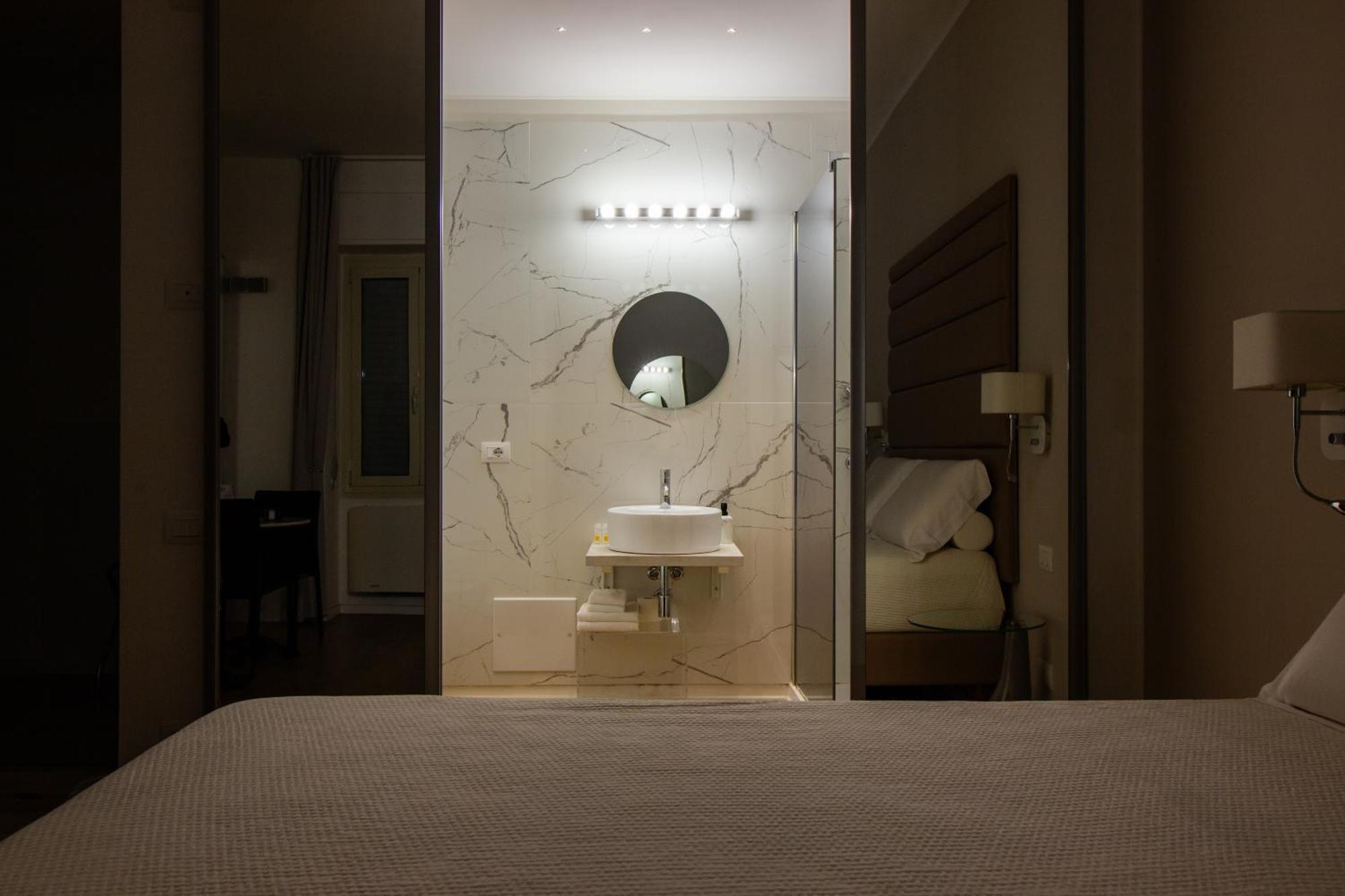 Album Boutique Rooms Sassari Extérieur photo